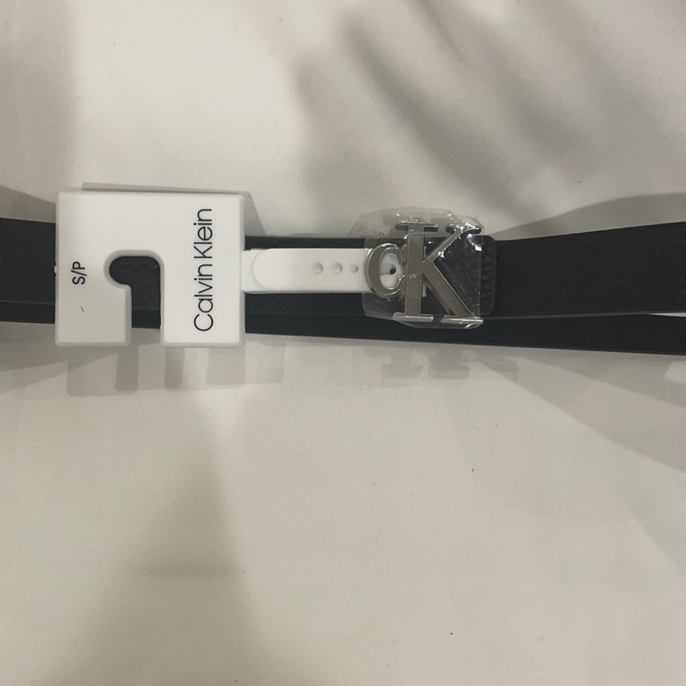Calvin Klein Pebbled leather logo belt​​​​​​​​
